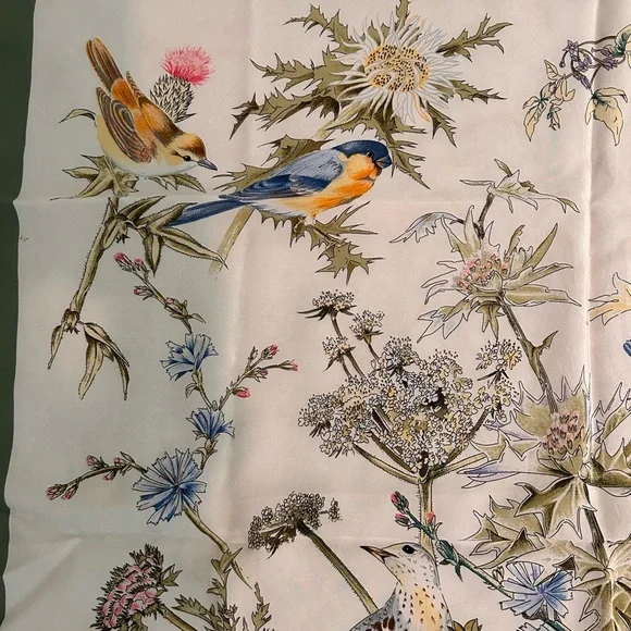 Vintage Gucci scarf - Picture 7 of 7